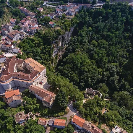 Nyaraló Amazing In Zminj